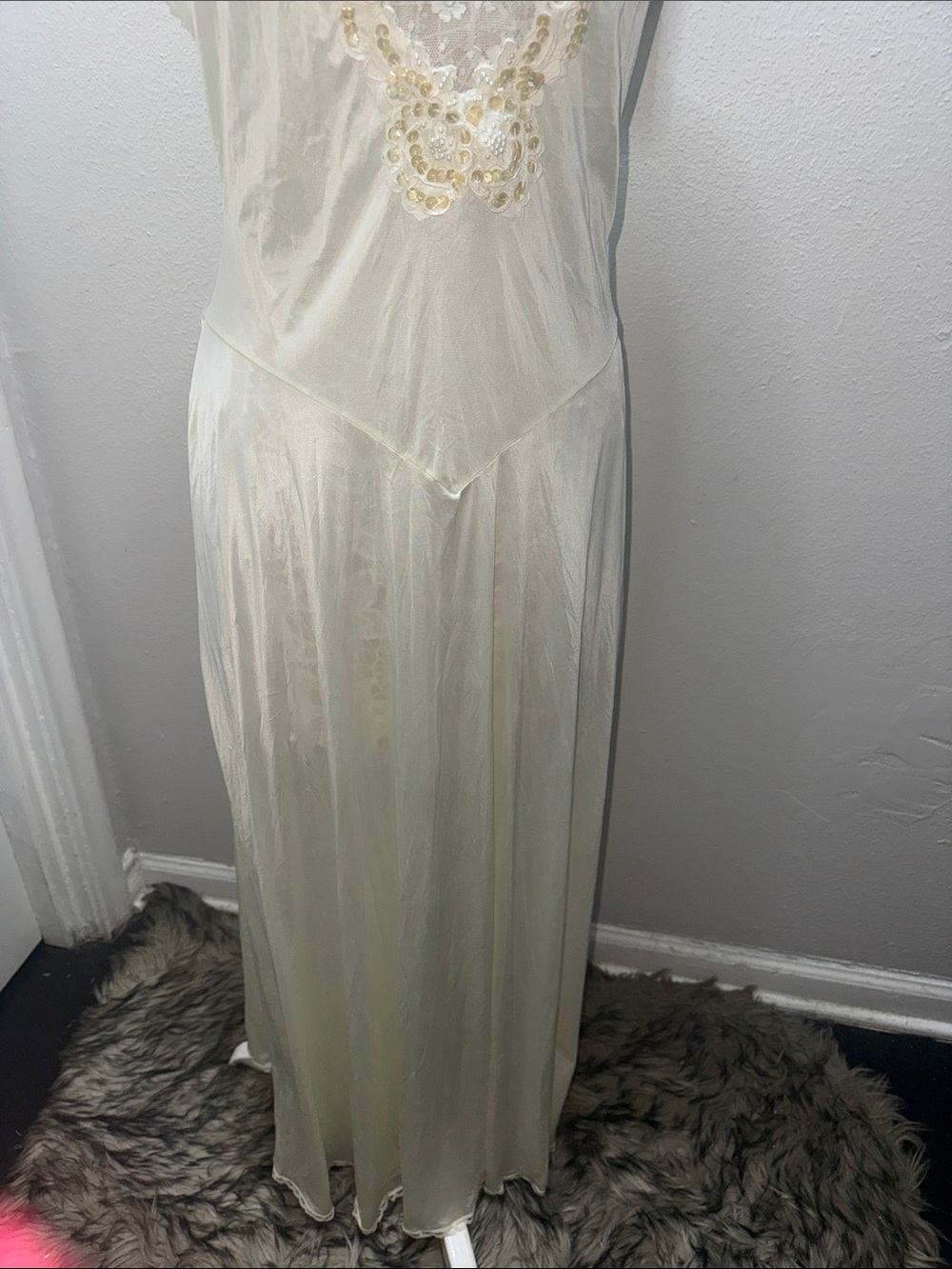Vintage 70s Victoria's Secret Ivory Lace & Chiffon Long Chemise - Picture 8 of 11